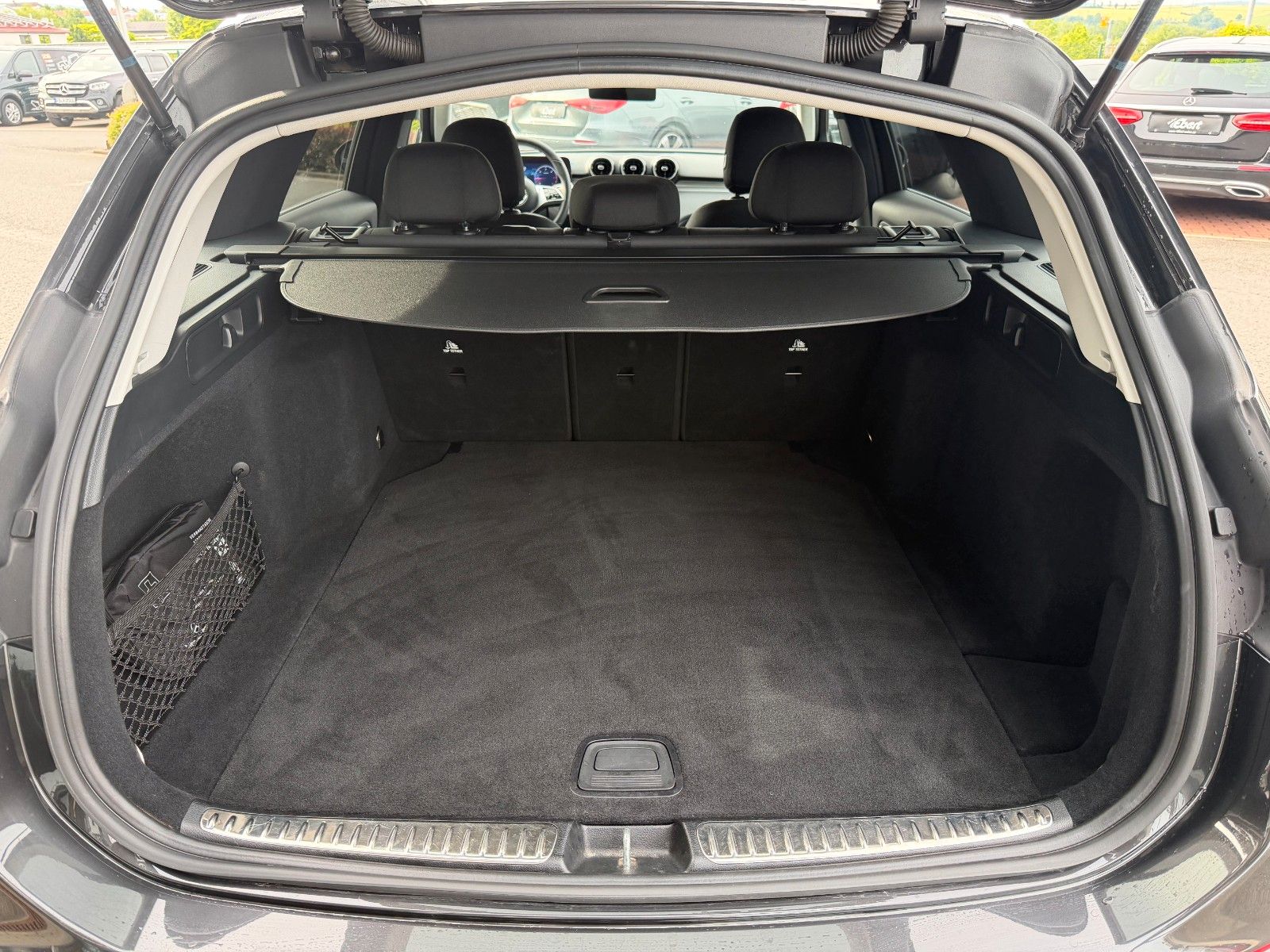 Fahrzeugabbildung Mercedes-Benz C 220d T Avantgarde