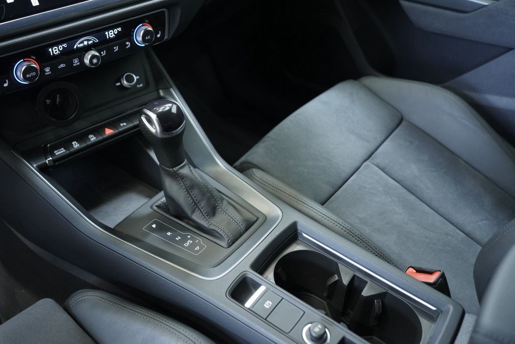 Audi Rsq3