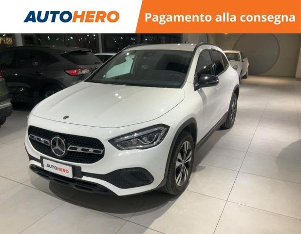 Mercedes-Benz MERCEDES-BENZ GLA 200 d Automatic Sport