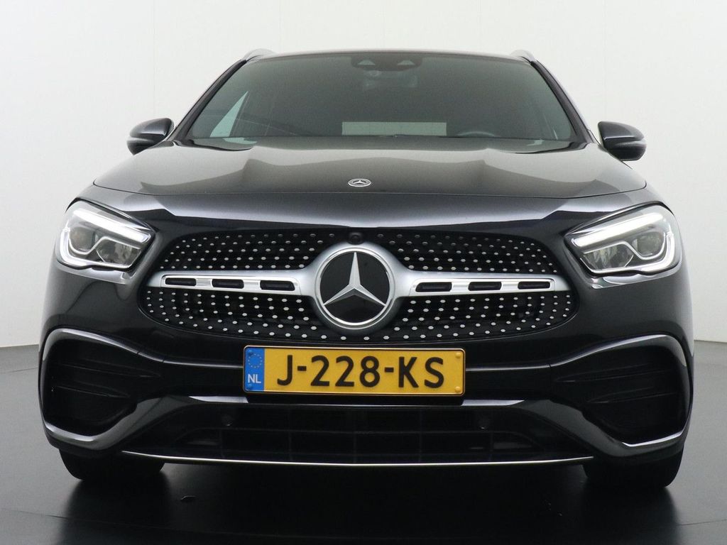 Mercedes-Benz GLA 200 AMG Business Solution | AHK Wegklapbaar