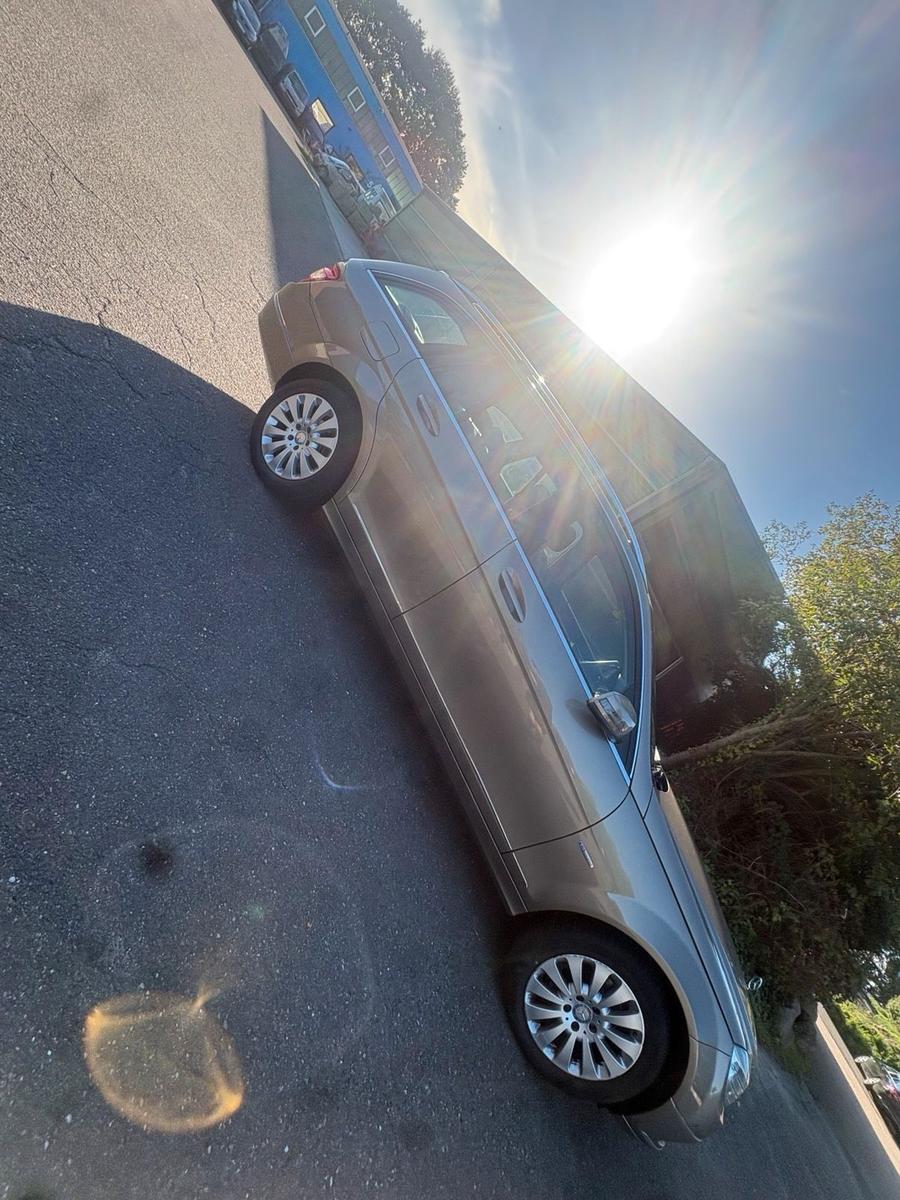 Mercedes-Benz C180 2009 — photo 5