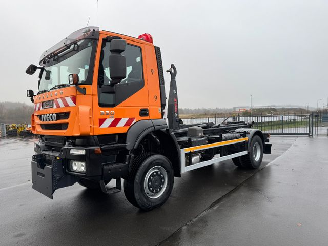 Iveco Trakker 330 4x4 Multilift  XR 10 S  Winterdienst