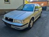 Skoda Octavia 2.0 SLX Auto SLX - gebrauchte Skoda Octavia aus dem Jahr 1999