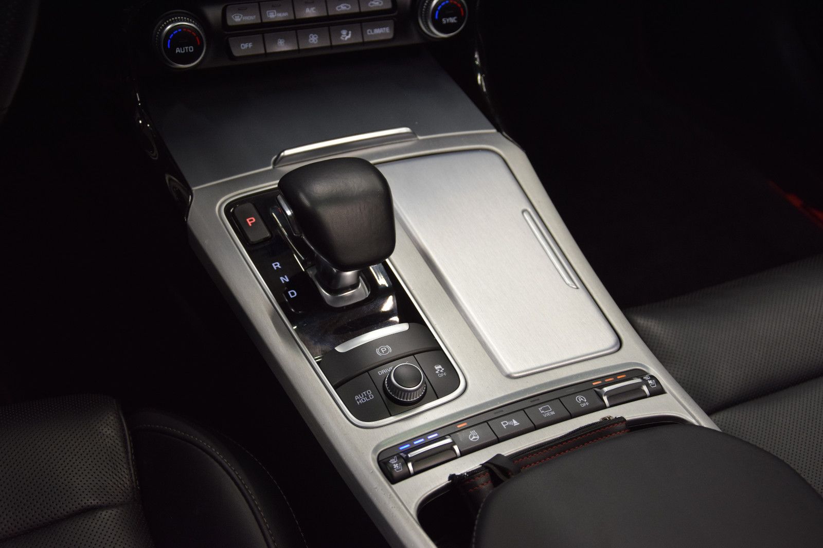 Fahrzeugabbildung Kia Stinger GT 4WD Pano HuD Sitzlüft. H/K Memory LED