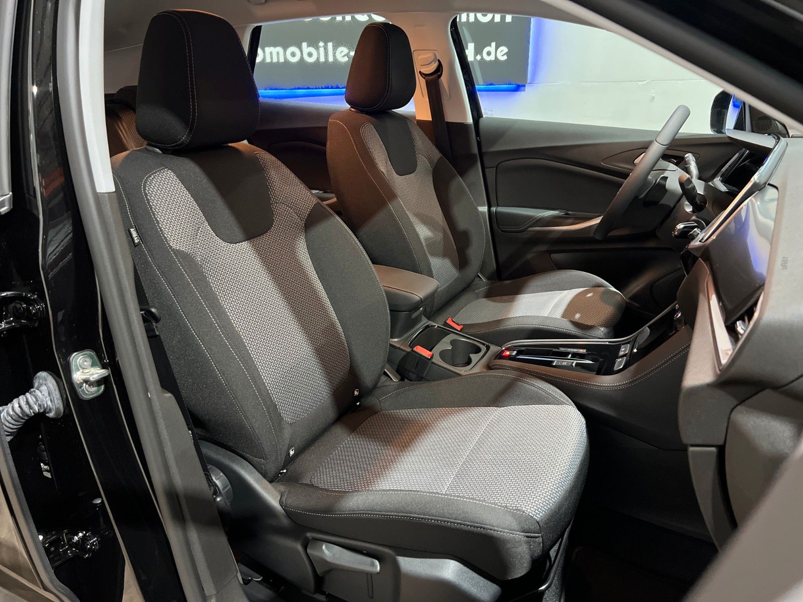 Fahrzeugabbildung Opel Grandland Enjoy *Automatik *NAVI *ASSISTENZ *