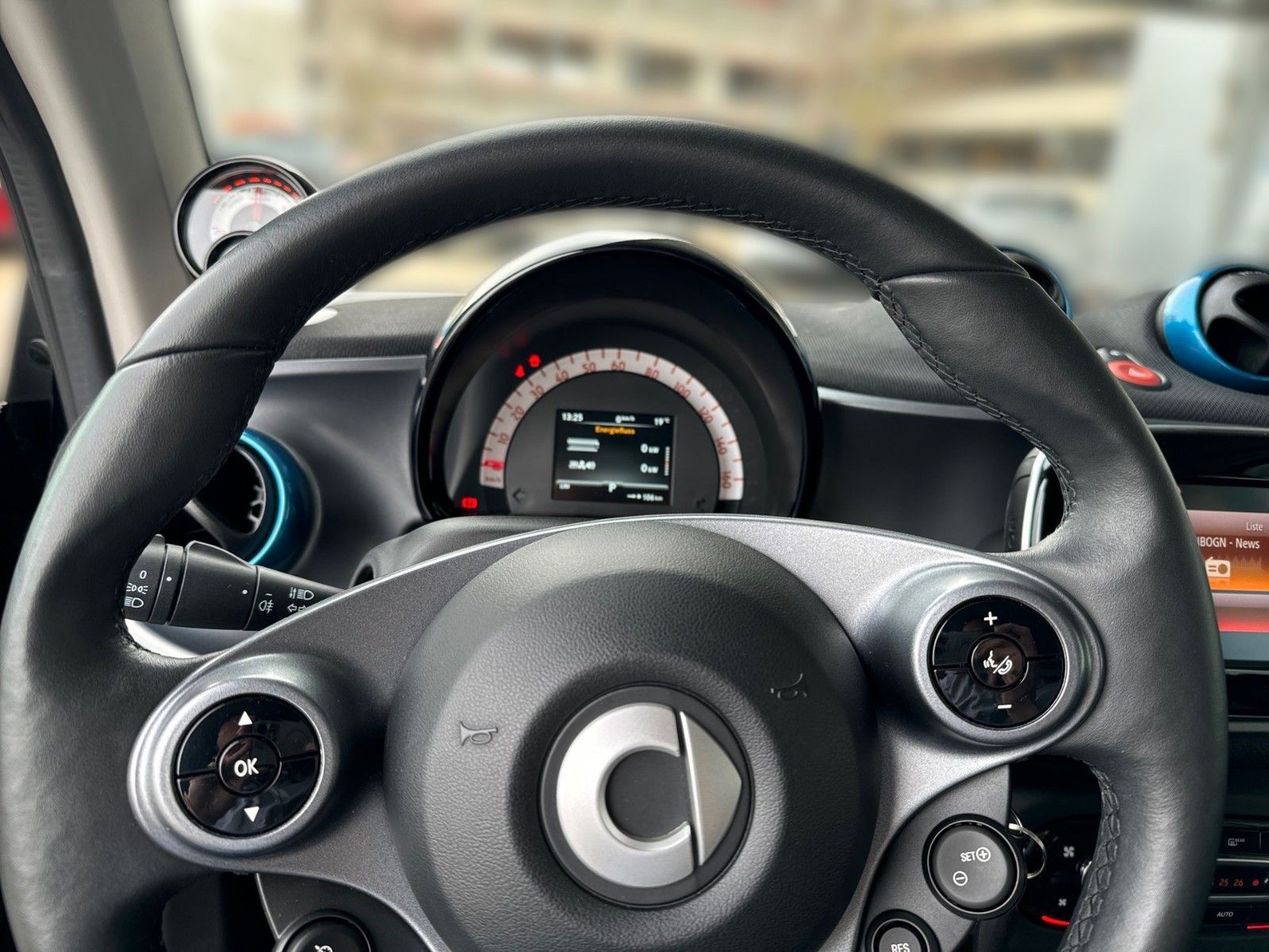 Fahrzeugabbildung Smart ForTwo fortwo coupe electric drive / EQ