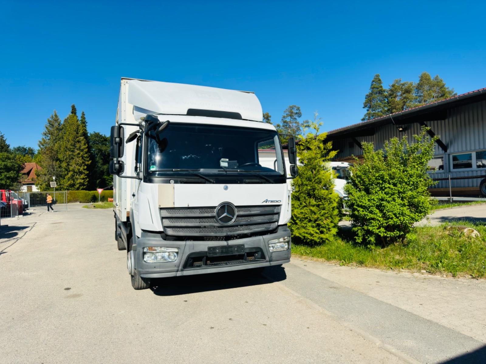 Mercedes-Benz Atego 1218 Koffer/LBW/Seitentür
