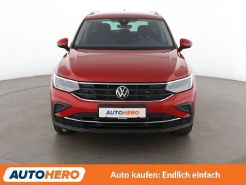 Volkswagen Tiguan - 9