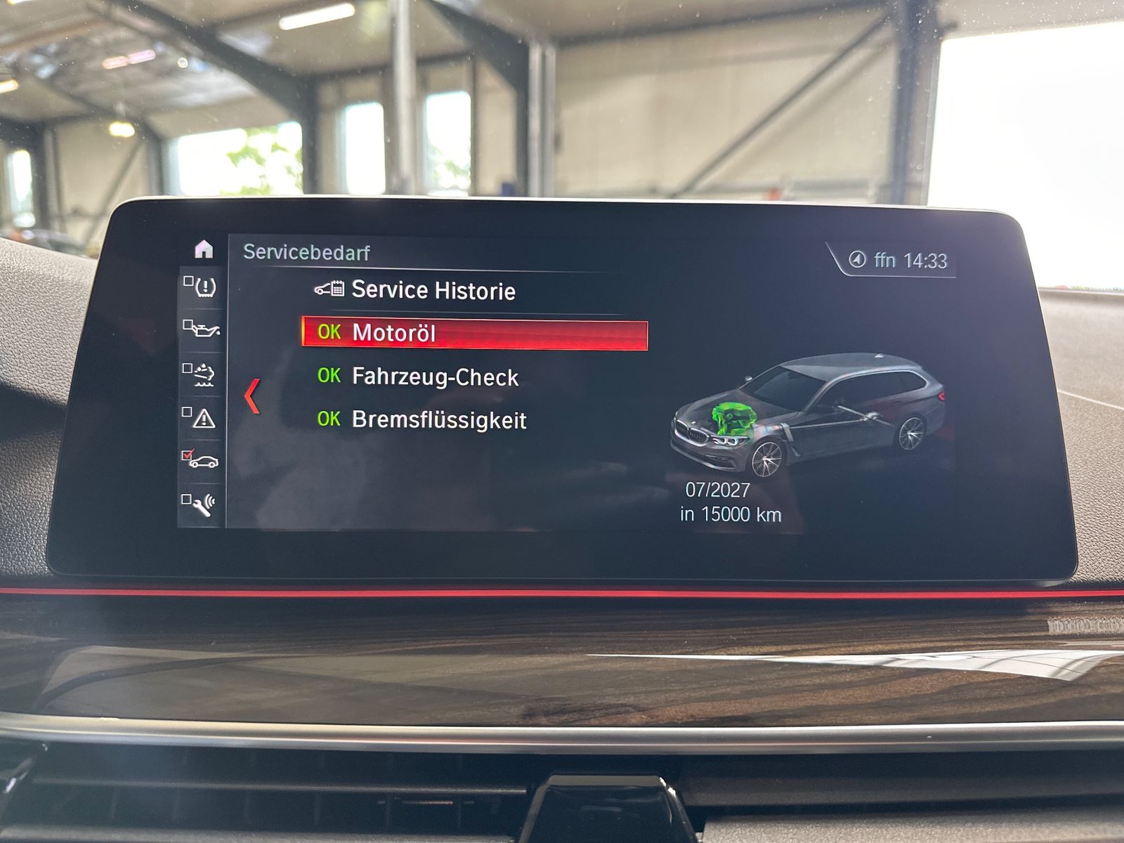 Fahrzeugabbildung BMW 520d xDrive Touring NAV+LED+SHZ+HEAD-UP+ACC+H&K