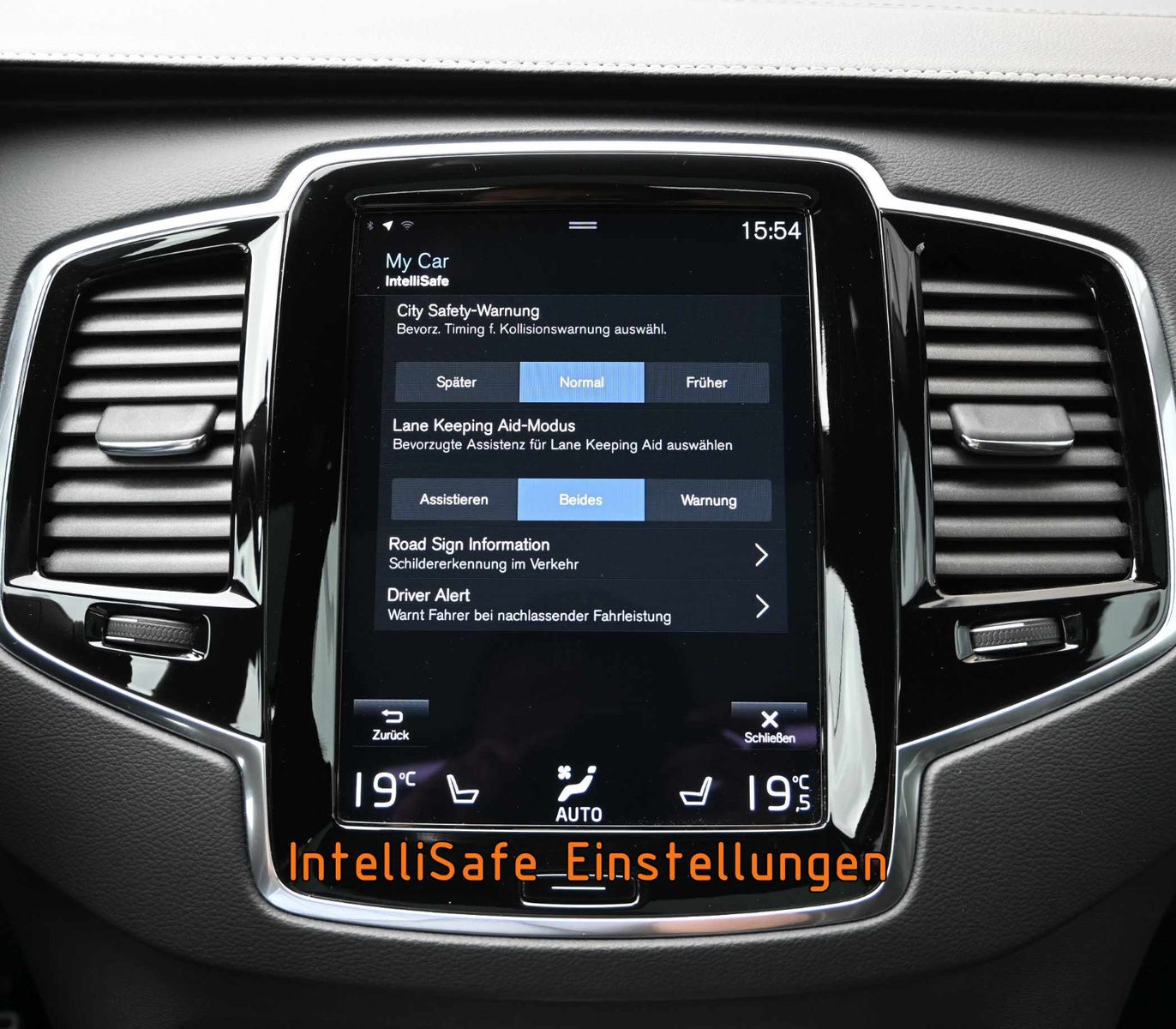 Fahrzeugabbildung Volvo XC90 B5 D AWD R-Design °AHK°STANDHEIZ°PANO°22"°