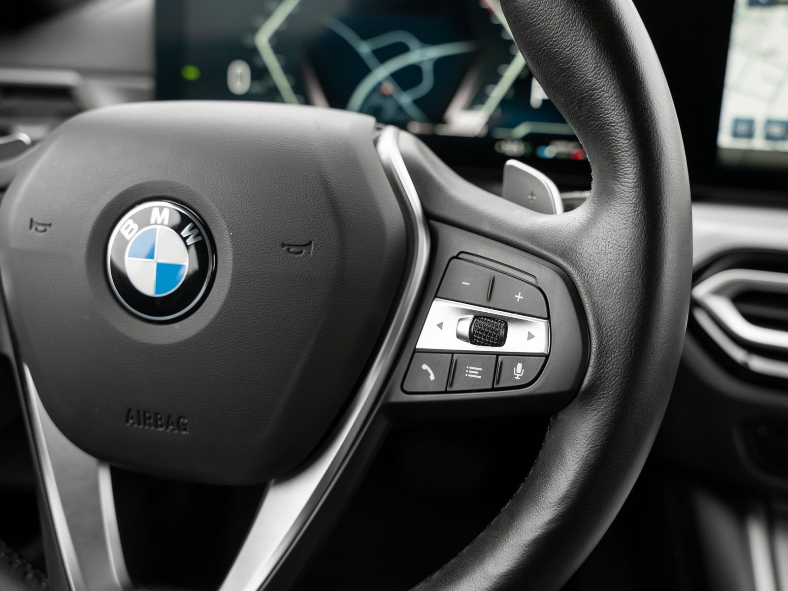 BMW 318 i Touring foto 17