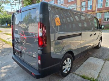 Opel Vivaro - 6
