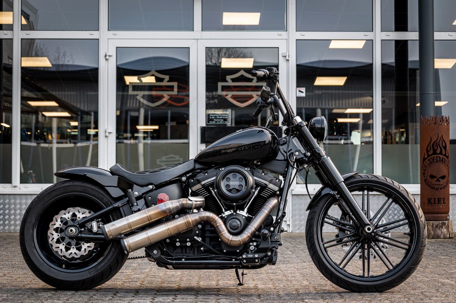 Fahrzeugabbildung Harley-Davidson FXBB STREET BOB SOFTAIL -KESSTECH BTC GANGSTER-