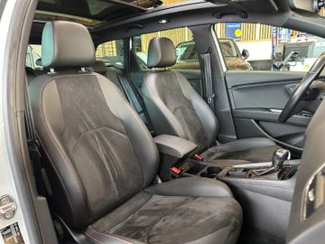 MYAUTOCENTER – Gebraucht- und Jahreswagen mit Werkstattservice in Pfaffenhofen Seat Leon *KEYLES*PANO*ACC*LED*PDCCAM*FR*ALCANTARA*