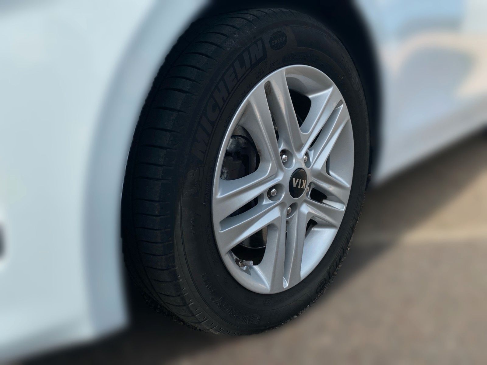 Fahrzeugabbildung Kia Ceed 1.4 Vision Navi Komfort