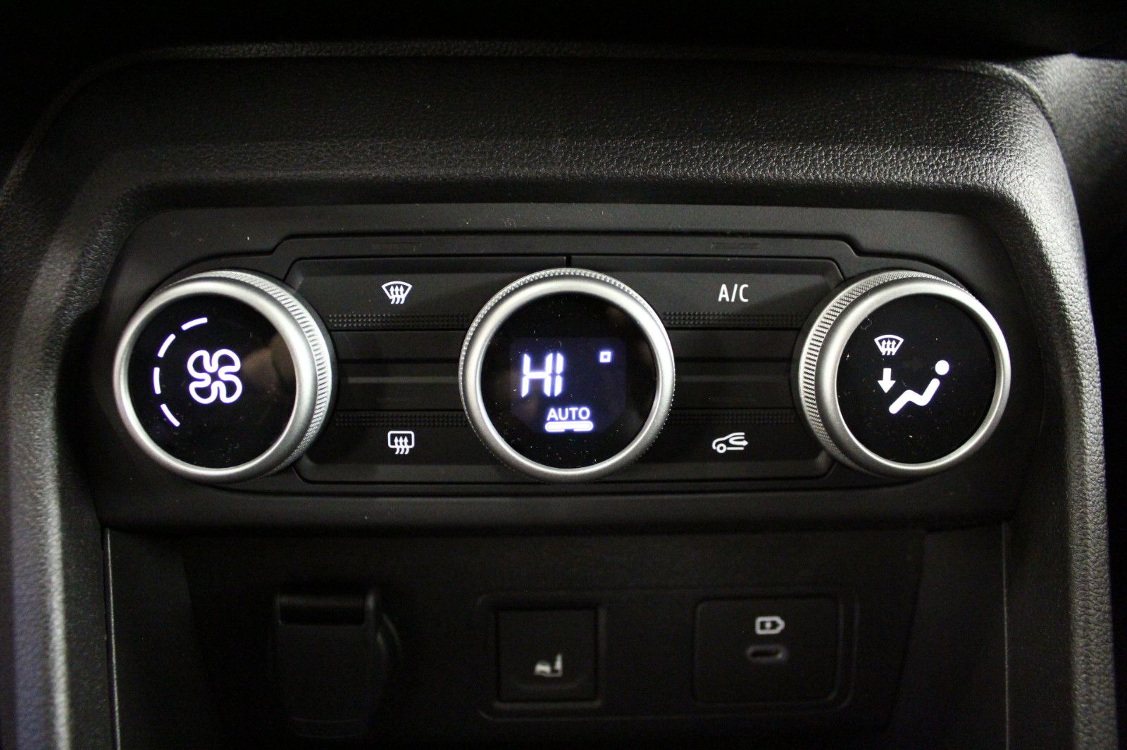 Fahrzeugabbildung Dacia Jogger Eco-G 100 Extreme+ 7-Sitzer *Benzin /LPG