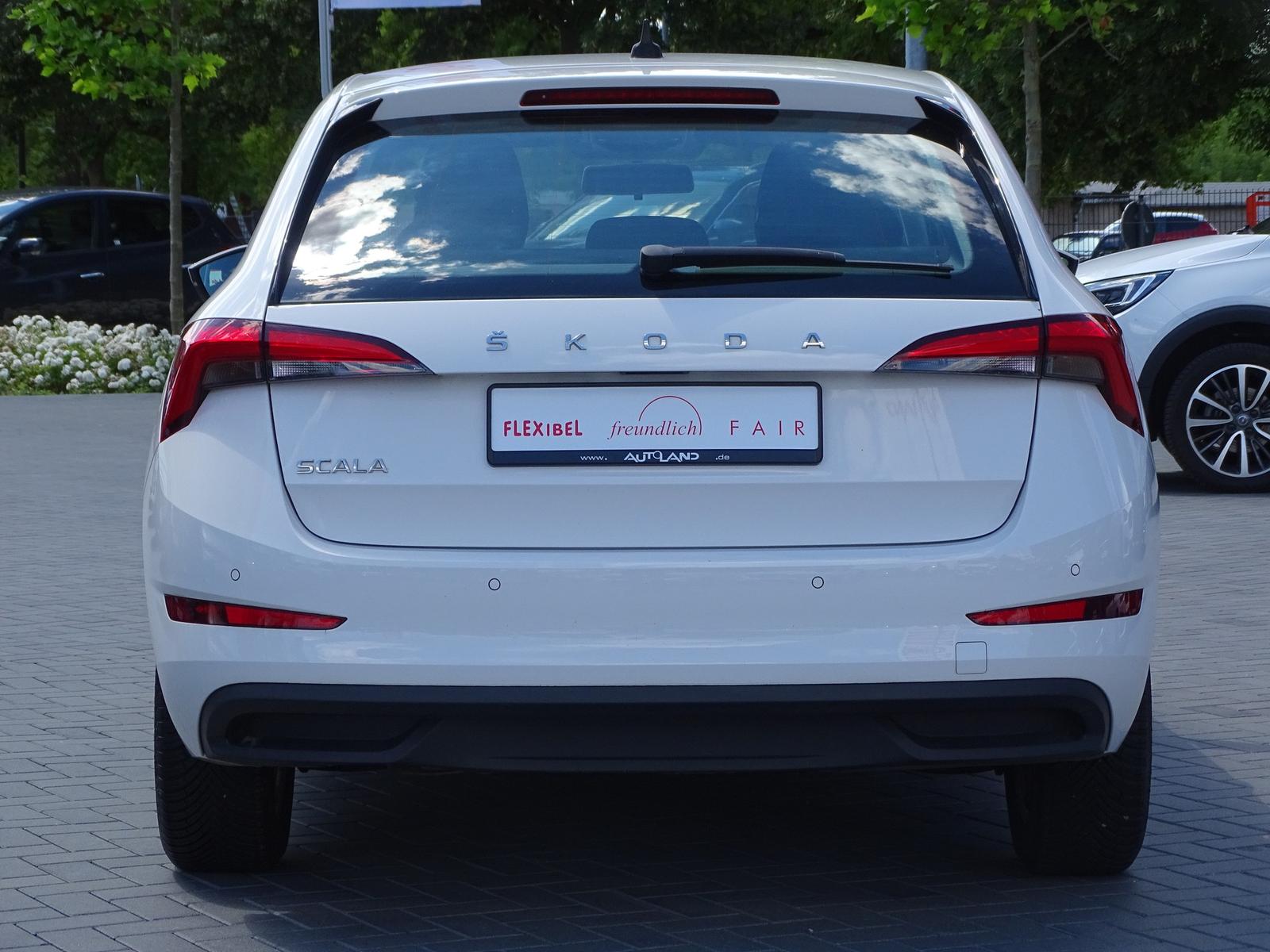 Skoda Scala 1.0 TSI LED Sitzheizung Klima PDC