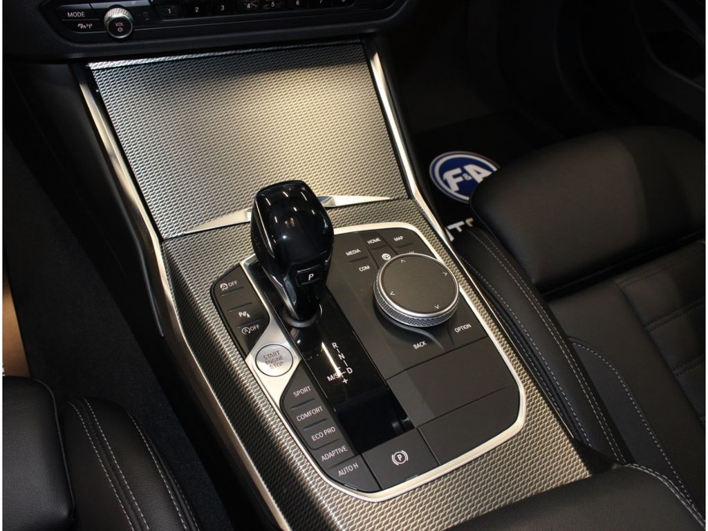 Fahrzeugabbildung BMW 320 i M Sport 2. Hand*HUD*Laser*Komfortzugang