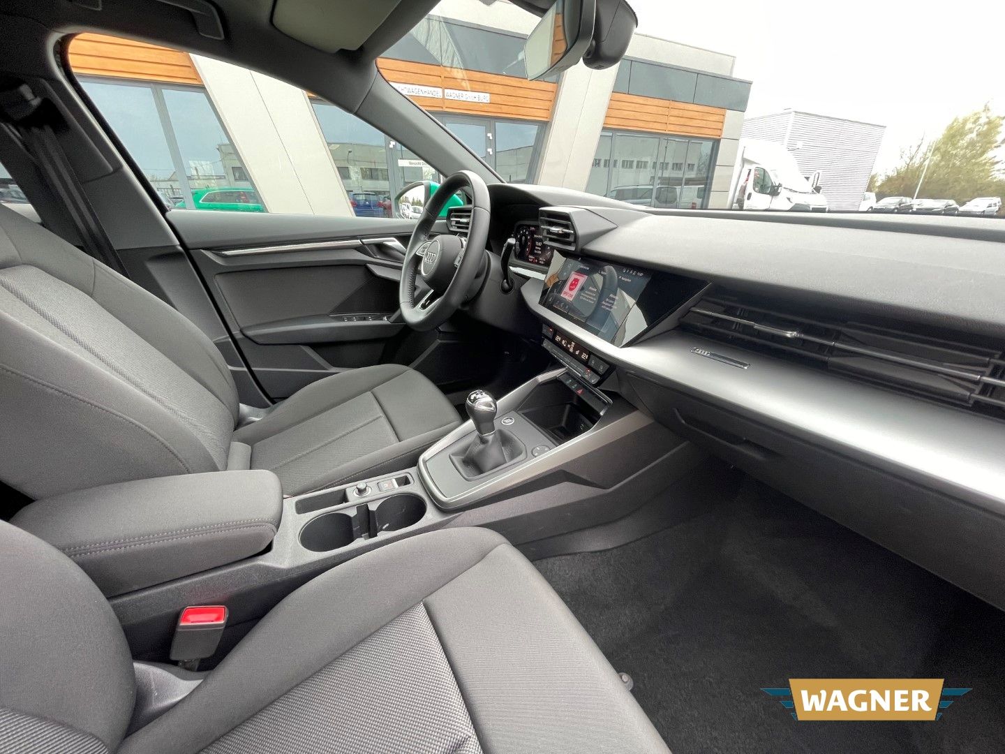 Fahrzeugabbildung Audi A3 Sportback 35 TFSI advanced Sitzheizung