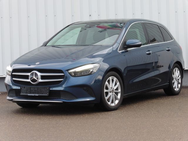 Mercedes-Benz B 220 d DCT Wide MBeam Pano Distronic STHZG RFK