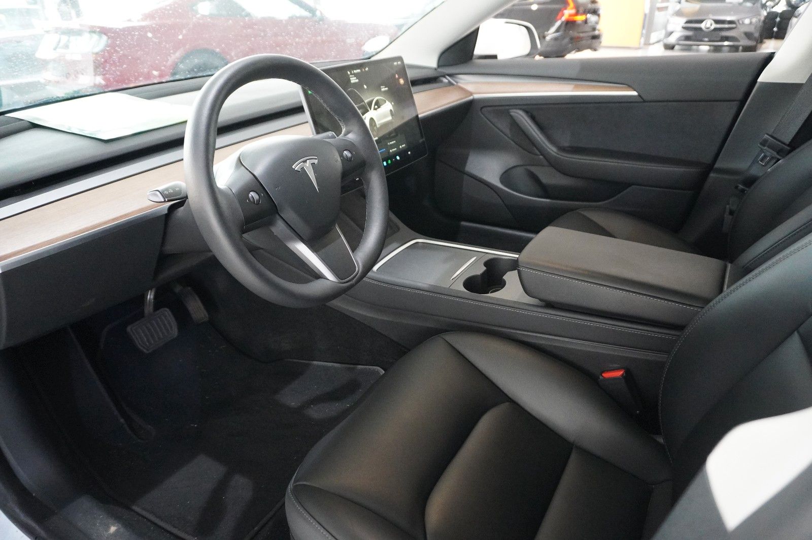 Fahrzeugabbildung Tesla Model 3 Standard Range NAVI/KAMERA/DAB/SHZ/AHK