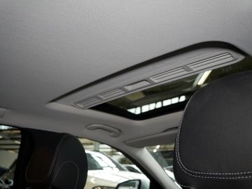Mercedes E 200 - 8