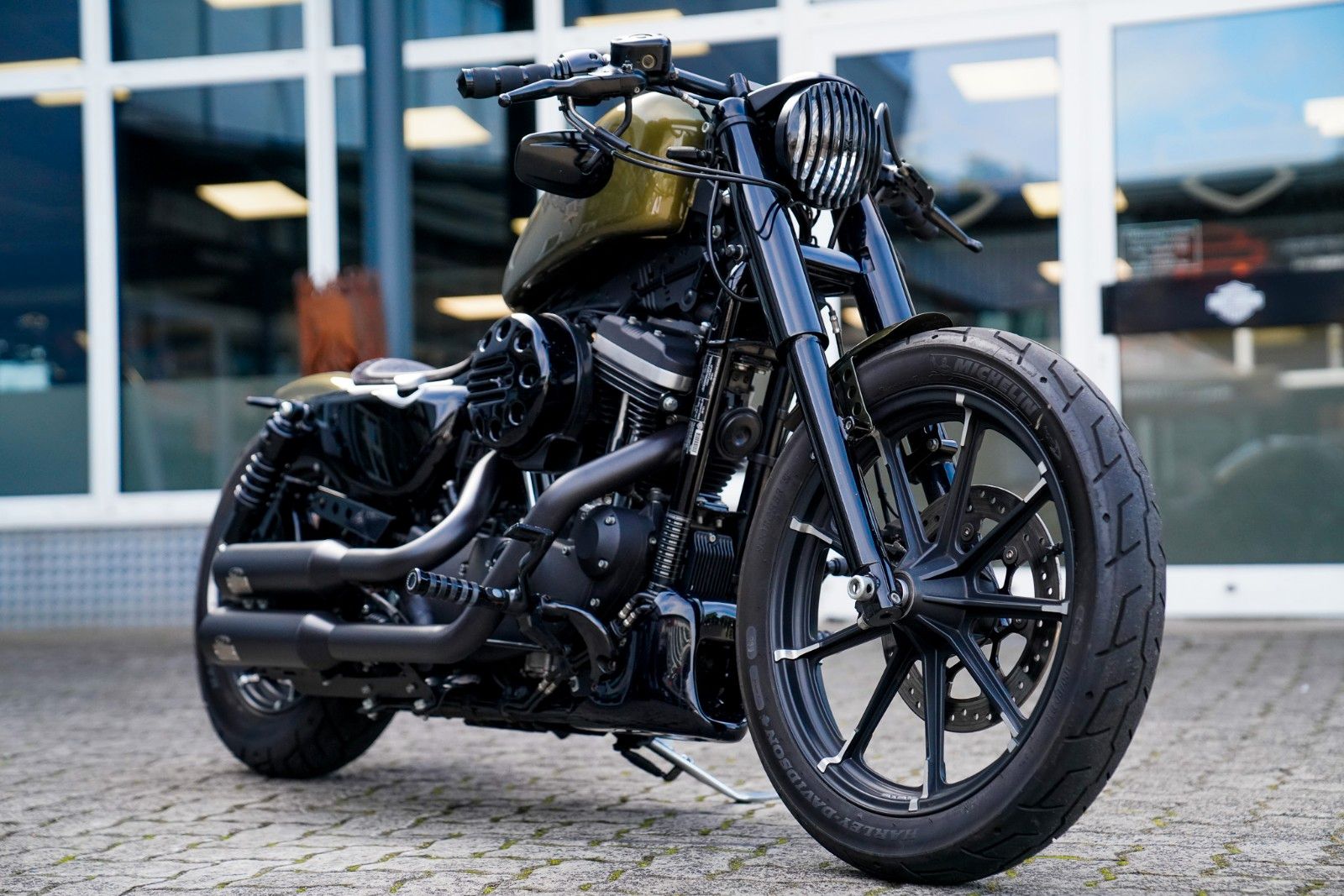 Fahrzeugabbildung Harley-Davidson SPORTSTER XL883N IRON - Jekill - Kurzes Heck -