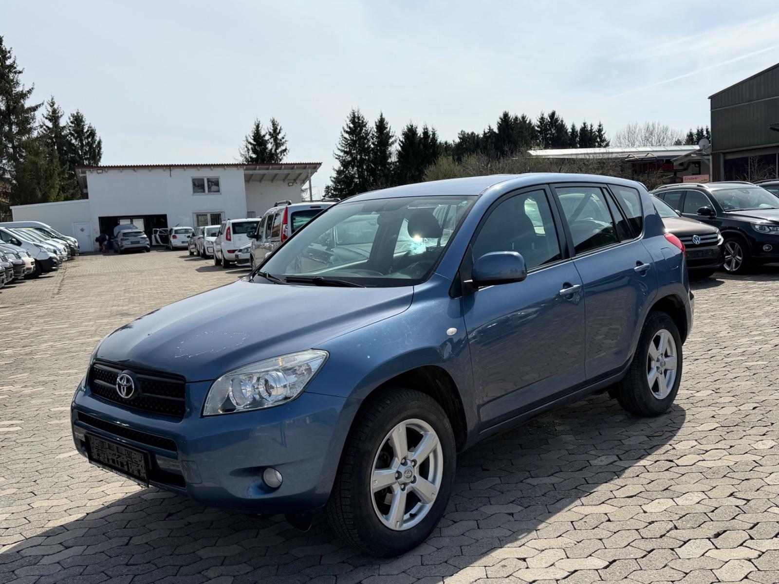 Toyota RAV 4 2.0-l-VVT-i 4x4