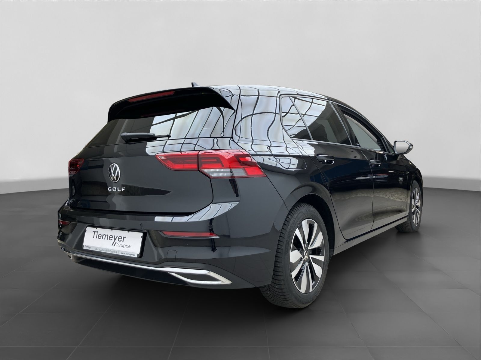 Volkswagen Golf 2.0 TDI DSG MOVE PANO LED HuD KAMERA foto 3