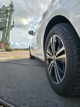 Mercedes-Benz E 220 d Autom. - - : Taxi, Privatanbieter