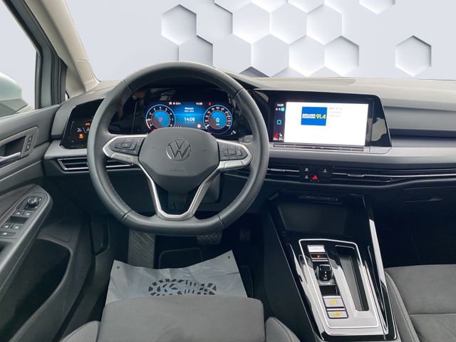 Golf Mildhybrid 1.5 eTSi 110kW DSG LED Navi Park