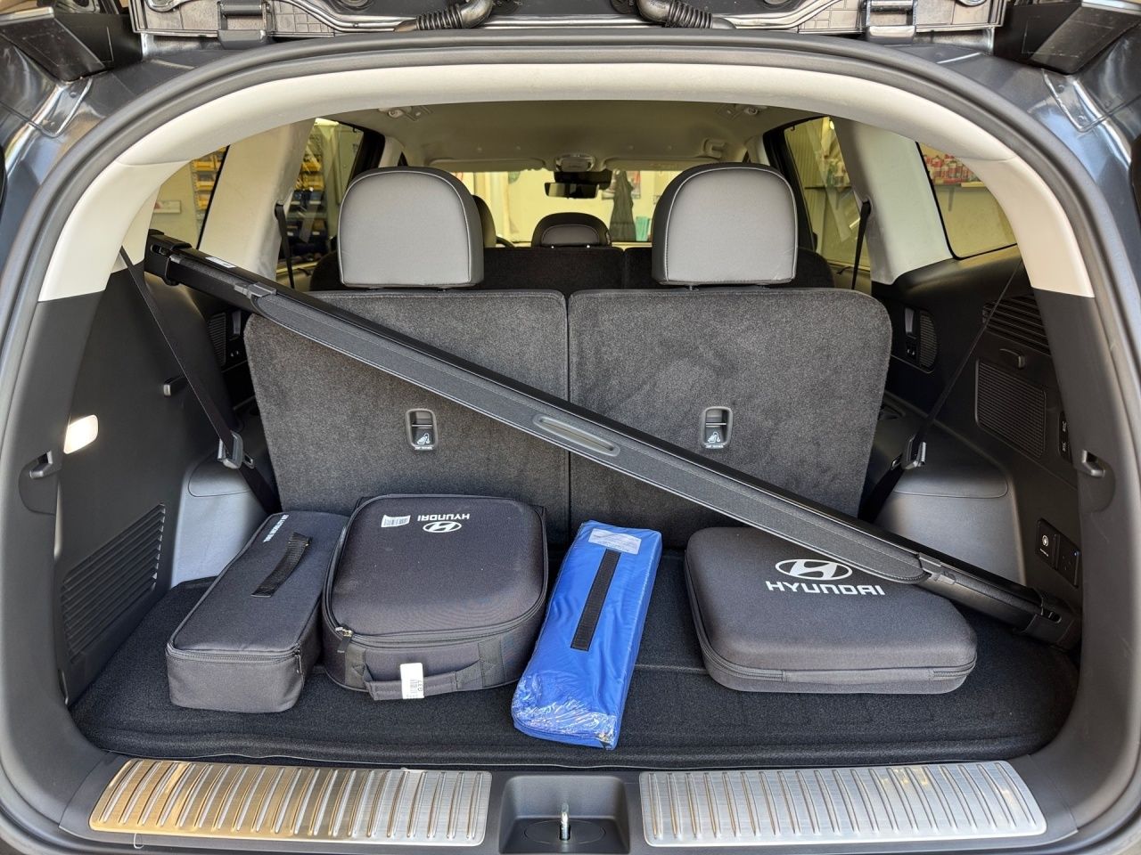 Fahrzeugabbildung Hyundai IONIQ 9 UNIQ 360 3xKlima 4xSHZ ACC AUT Bel.Sitz