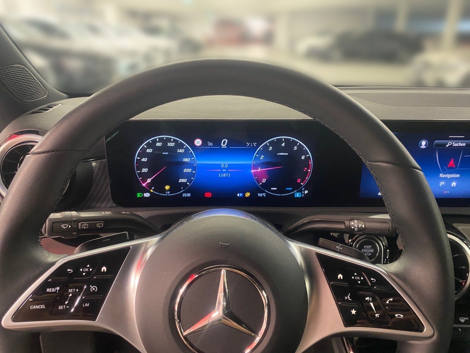 Fahrzeugabbildung Mercedes-Benz A 180 Progressive*Panorama*Night*LED*Kamera*Spur