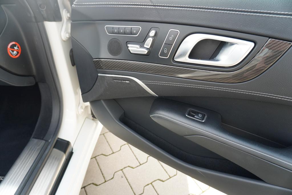 Mercedes-Benz SL 63 AMG