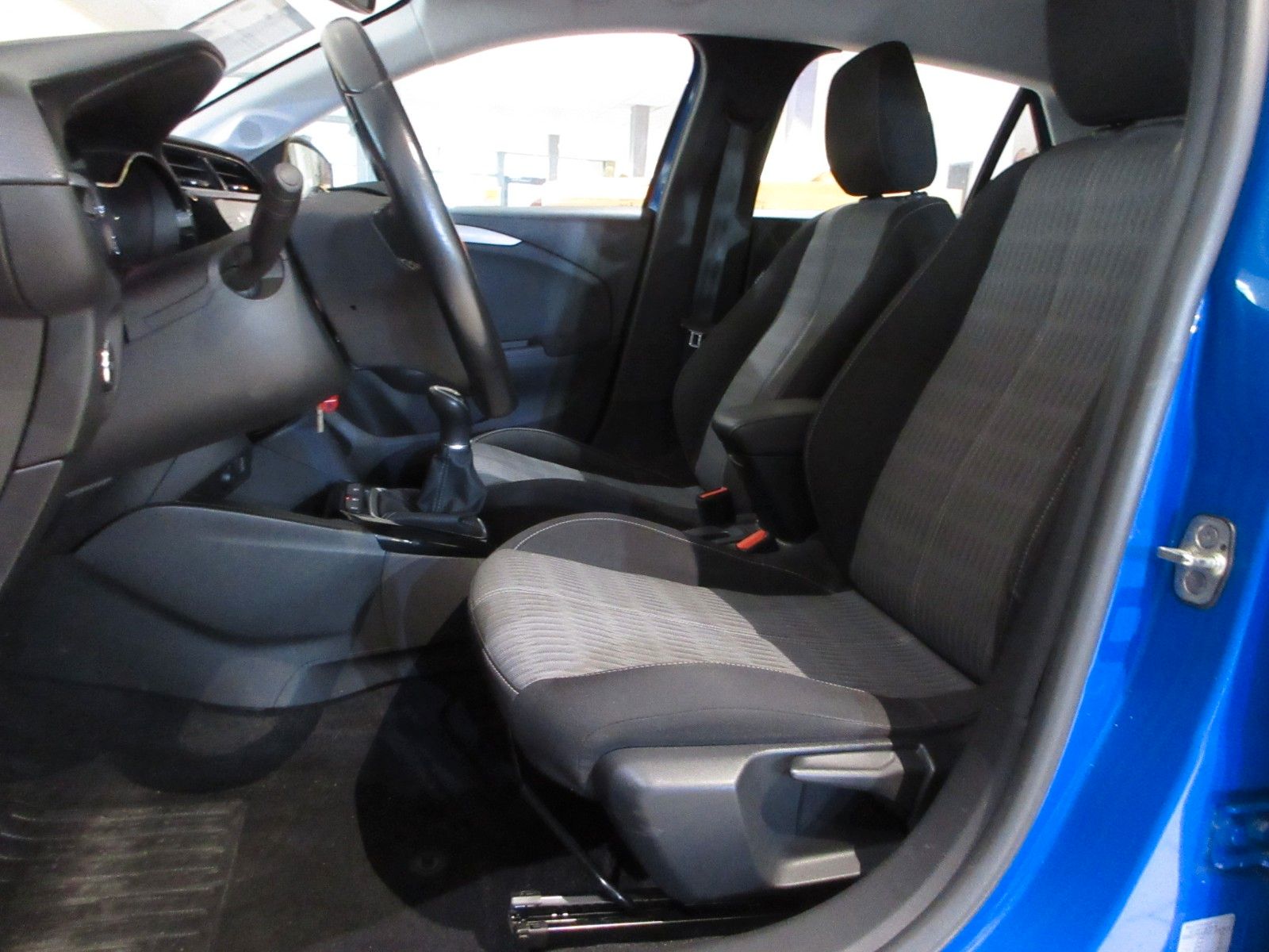 Fahrzeugabbildung Opel Corsa F Edition 1.2 NAVI/PDC/R´CAM/DAB/TEMPOMAT