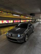 Mercedes-Benz Mercedes Benz C220 CDI AMG Coupé w204 - Mercedes-Benz C 220: W204 Cdi