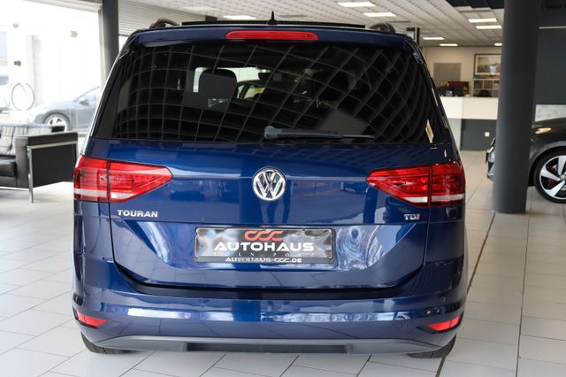 Fahrzeugabbildung Volkswagen Touran 1.6Ltr Comfortline |7SITZER|PANO|SHZ|PDC|
