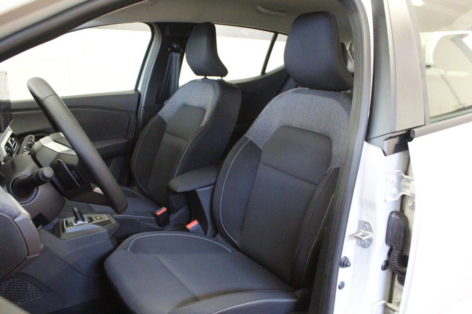 Fahrzeugabbildung Dacia Sandero Expression ECO-G 120 *Sitzhz*LPG