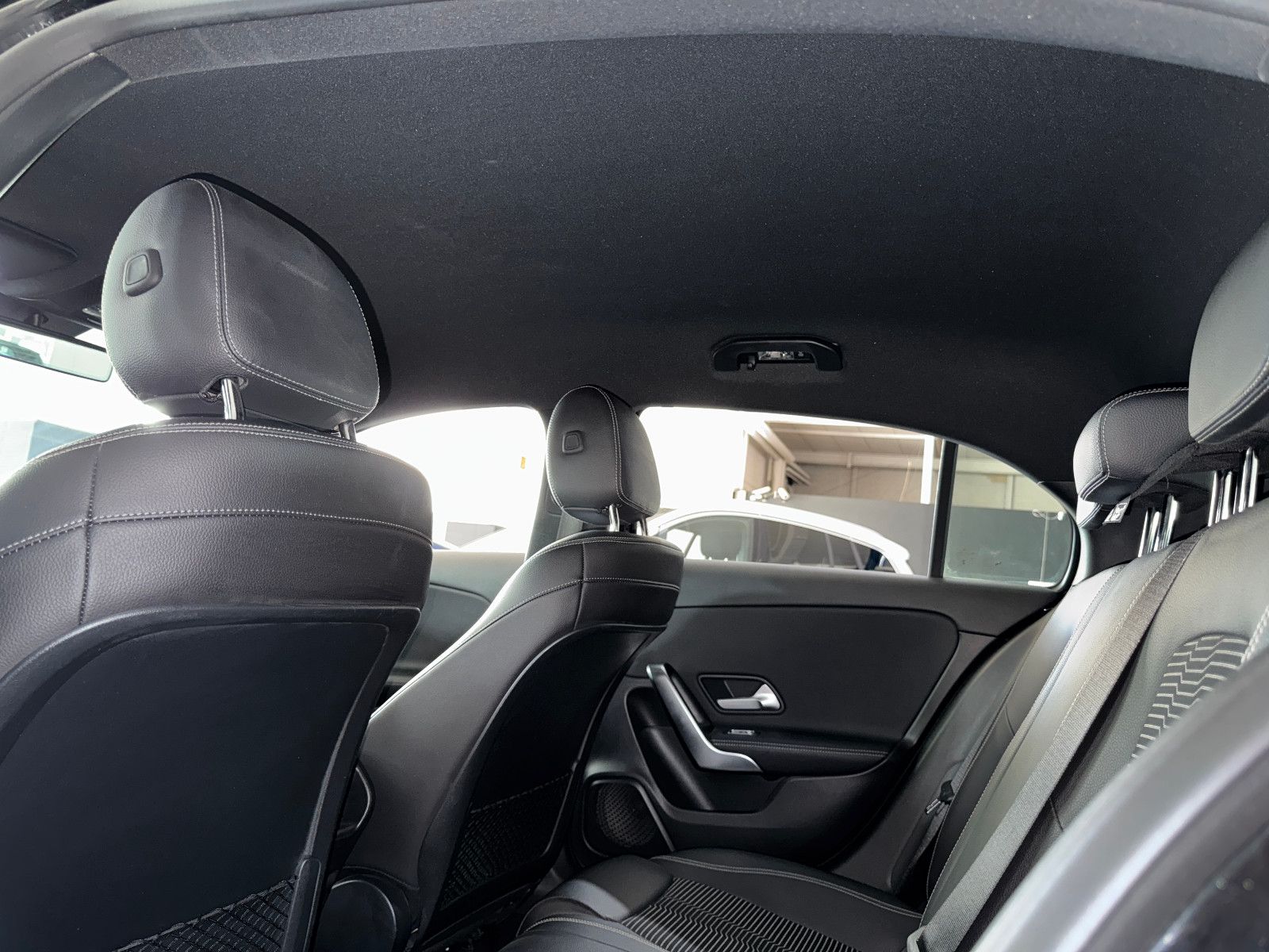 Fahrzeugabbildung Mercedes-Benz A 180 d PROGRESSIVE SPORTPAKET LED NAVI MBUX +