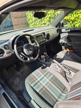 Volkswagen Beetle 2.0 TDI 81kW BMT CLUB Cabriolet CLUB - Volkswagen Beetle mit Diesel-Antrieb: Cabrio