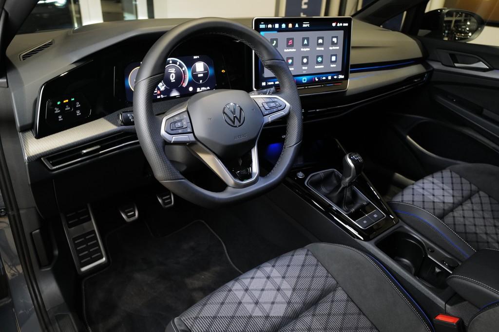 Volkswagen Golf VIII 1.5TSI R-Line Black Style AHK Pano 360, миниатюра 5