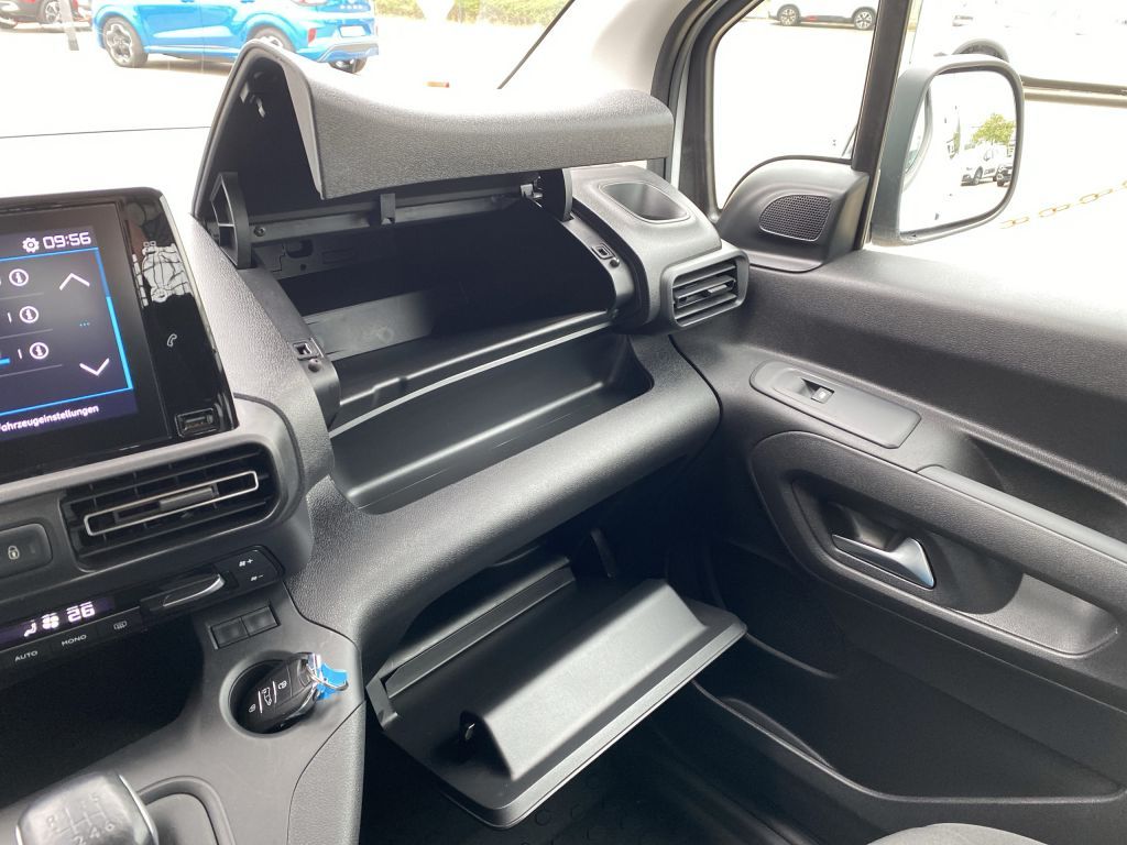 Fahrzeugabbildung Citroën Berlingo M PT 110 FEEL *Keyless*Farb-Touch*PDC*