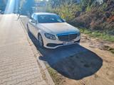 Mercedes-Benz d Aut. Navi Kamera LED Xenon 2 HAND Neuer Motor - Mercedes-Benz E-Klasse: Taxi