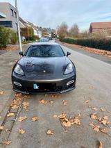 Porsche Panamera GTS  - Porsche Panamera Gebrauchtwagen in Mülheim (Ruhr)