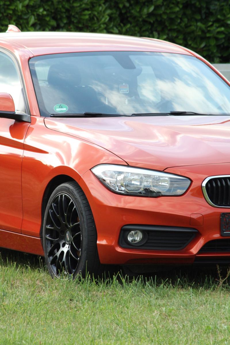 BMW 116i Advantage | 19 Zoll | scheckheftgepflegt 