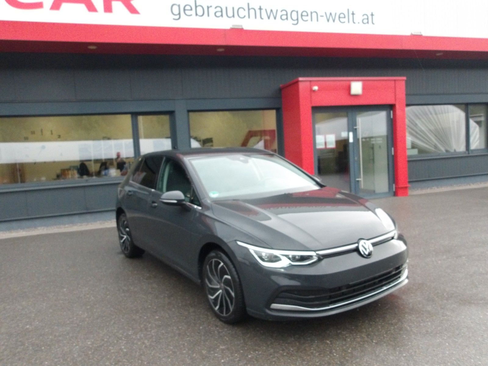 Volkswagen Golf VIII Lim. Style eHybrid EXP € 14750.- imagem 3