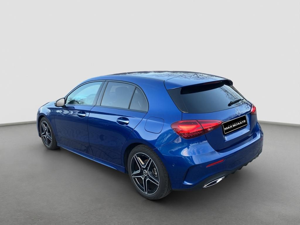 Fahrzeugabbildung Mercedes-Benz A 200 d Kompaktlimousine AMG Line*Night Paket