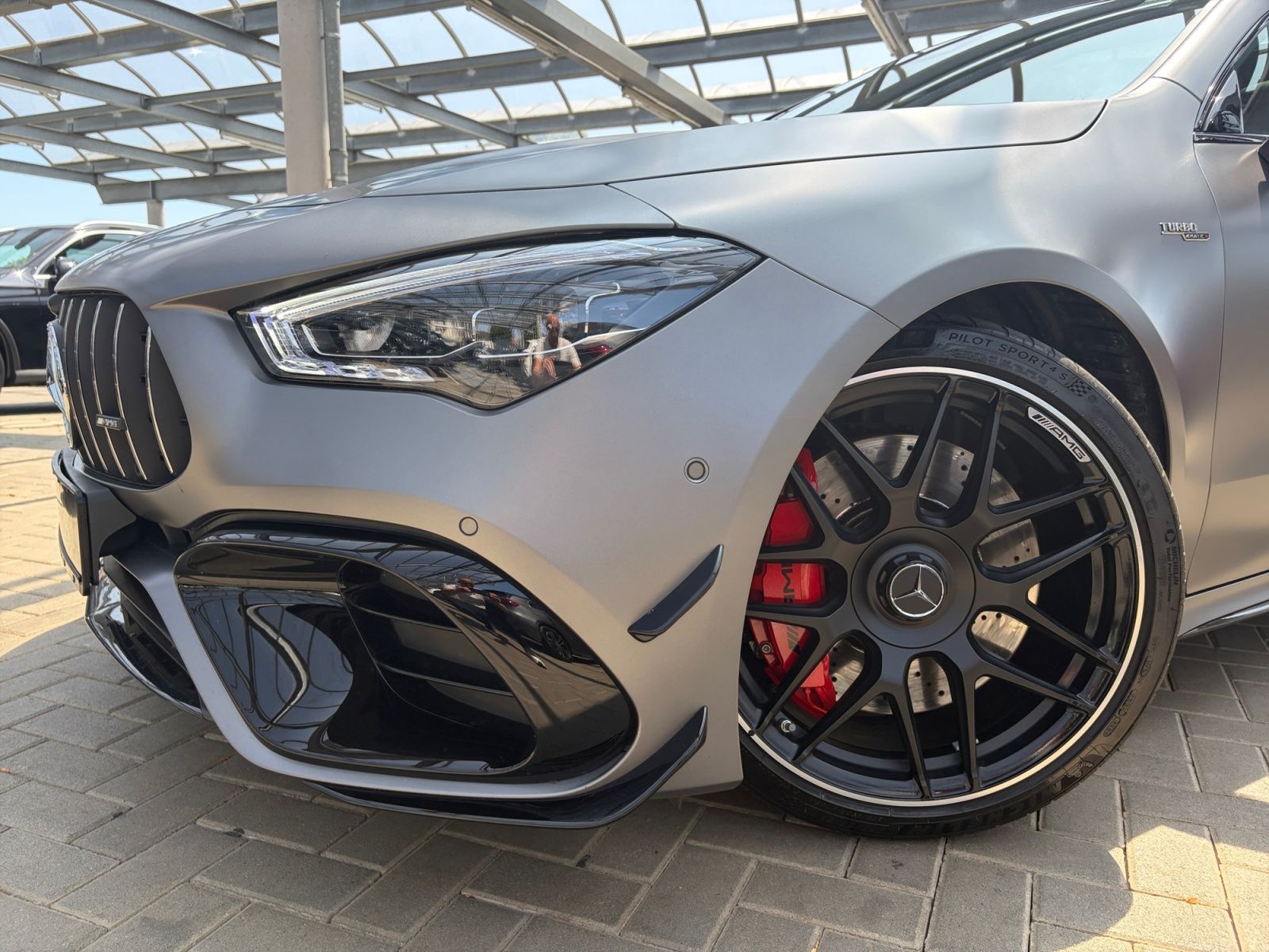 Mercedes-Benz CLA 45 S AMG 4M Coupé PREMIUM AERO NIGHT PANO foto 4