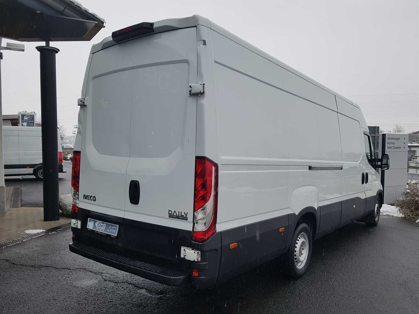 Fahrzeugabbildung Iveco Daily 35 S16 A8 V *Klima*Automatik*L4.100mm*