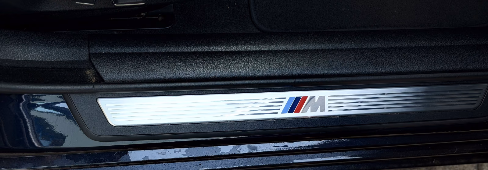BMW 550i LCI M Sport | 449 ch | BVA | Affichage tête haute | Soft Close | Caméras 360 | Harman Kardon